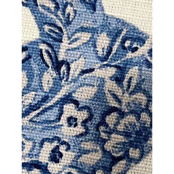 RACHEL ROY Chinoiserie Blue EASTER Bunny 70" Round 100% Cotton Tablecloth NEW - Picture 3 of 6